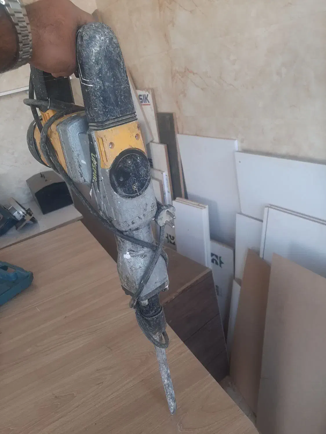 پیکور صنعتی|ابزارآلات|ابهر, |دیوار