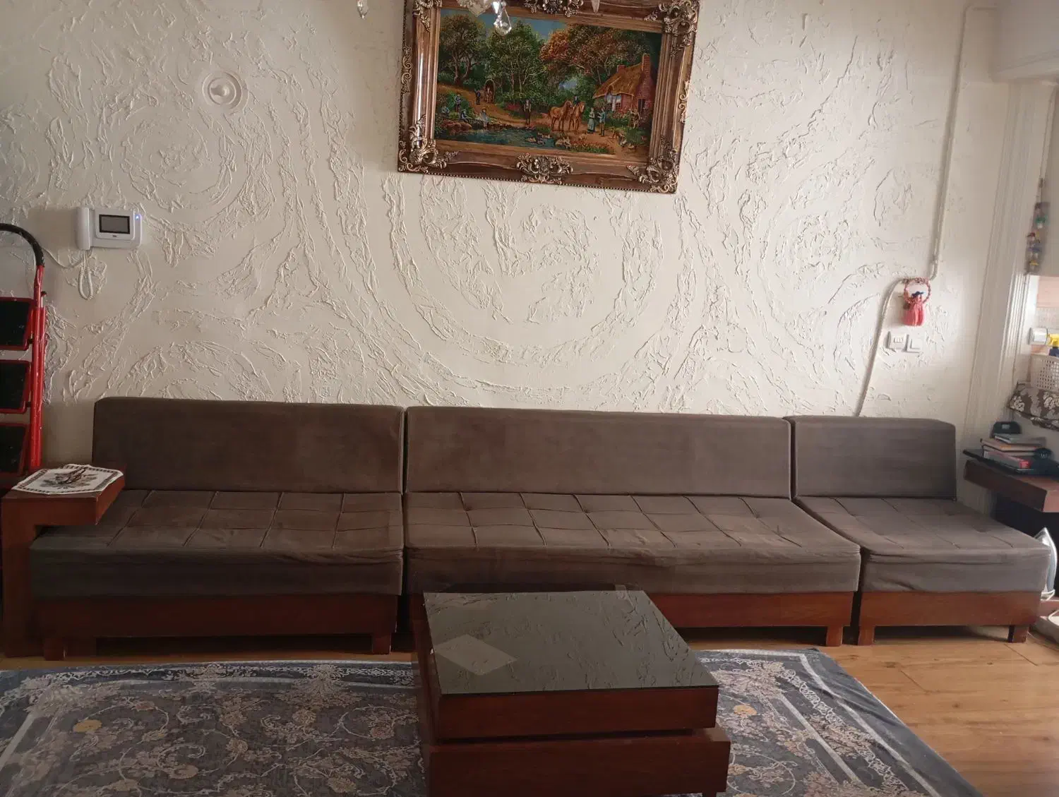 مبل راحتی ال هفت نفره کارکرده ی تمیز وسالم|مبلمان خانگی و میز عسلی|تهران, جنت‌آباد مرکزی|دیوار