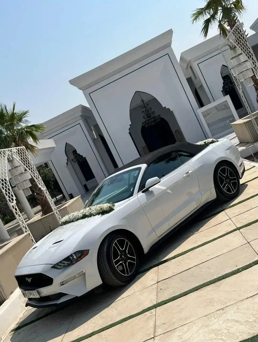 اجاره ماشین عروس/کرایه ماشین عروس/اجاره خودرو|خودرو اجاره‌ای|اصفهان, باغ دریاچه|دیوار