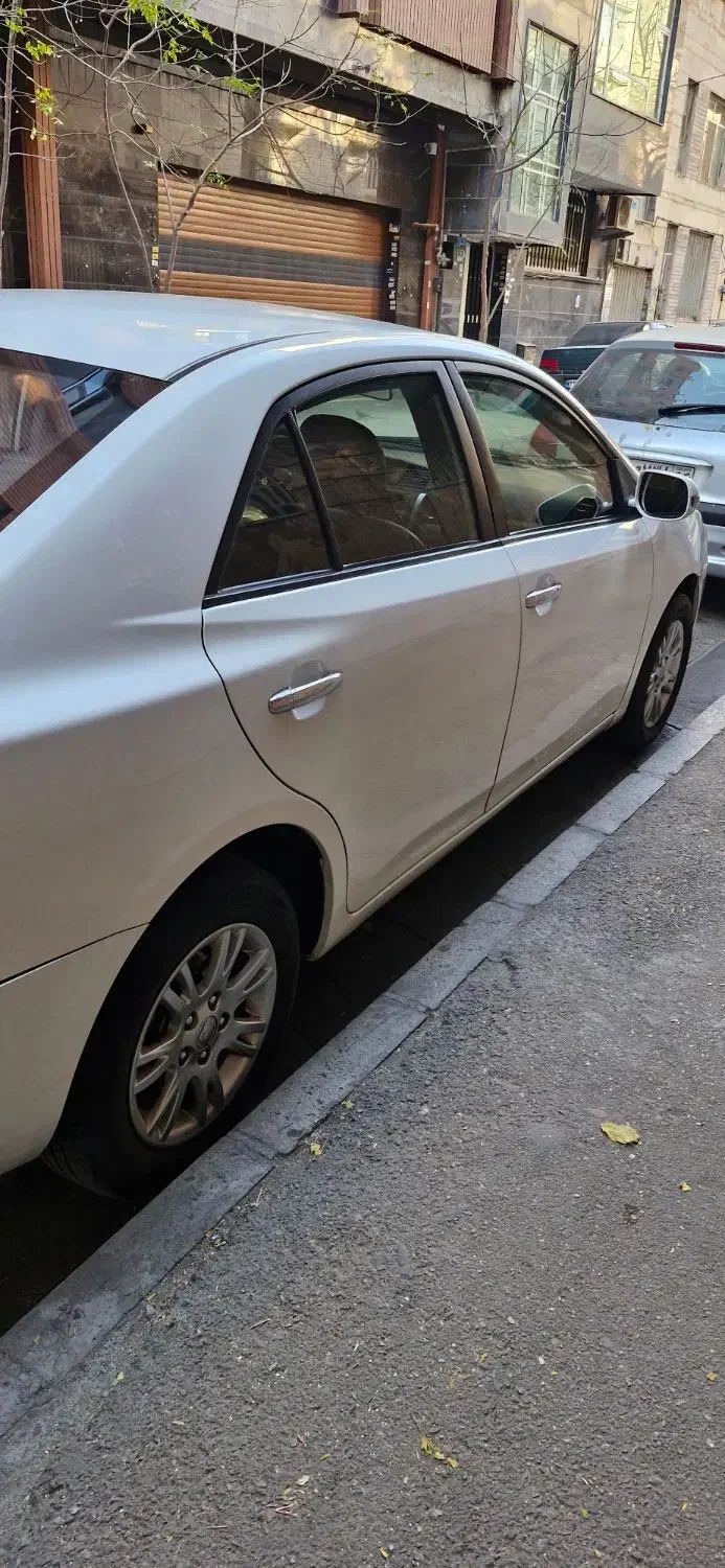 آریو مدل ۹۶|خودرو سواری و وانت|تهران, امیرآباد|دیوار