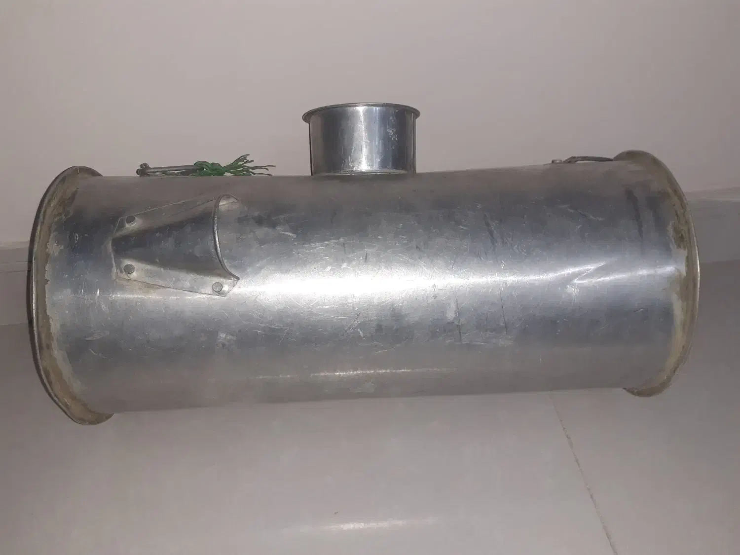 مشک فلزی|ظروف نگهدارنده، پلاستیکی، یک‌بارمصرف|ایلام, |دیوار