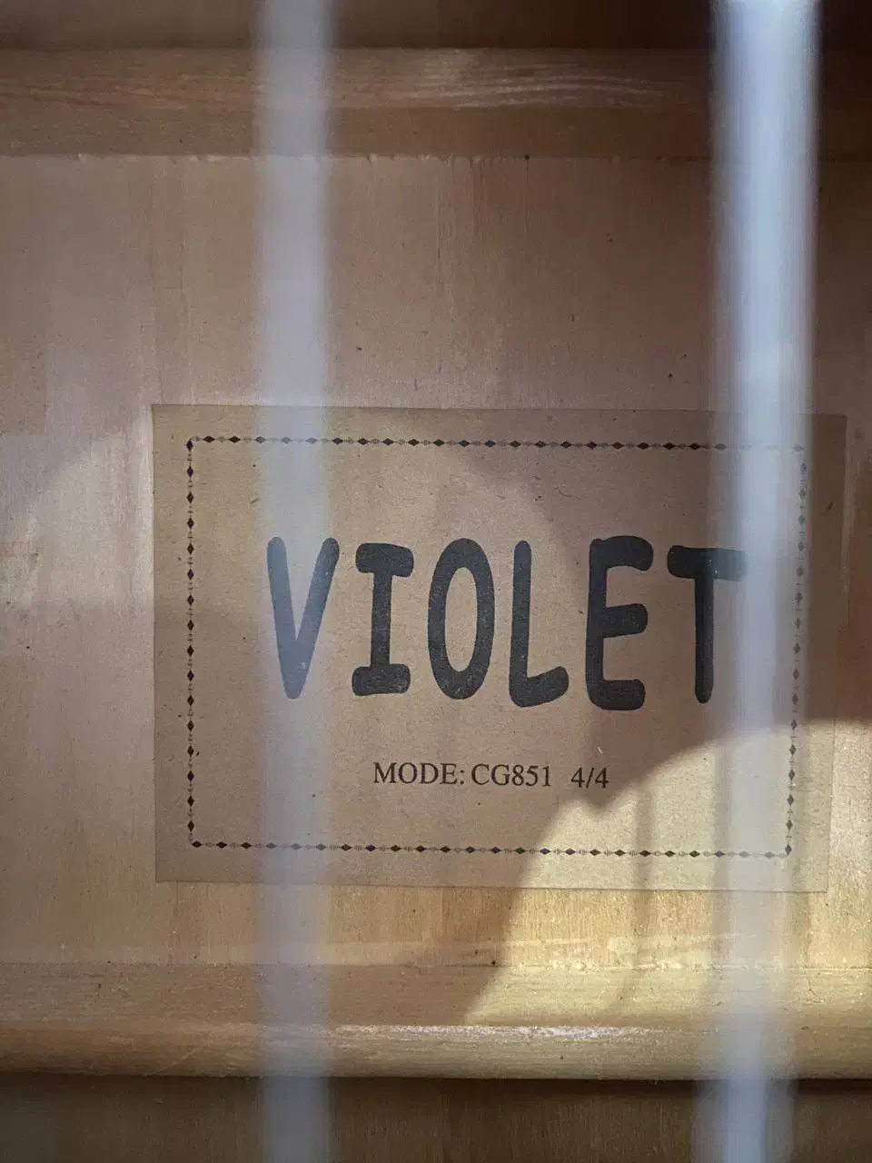 گیتار violet مشکی|گیتار، بیس، امپلیفایر|بندر انزلی, مسکن مهر|دیوار