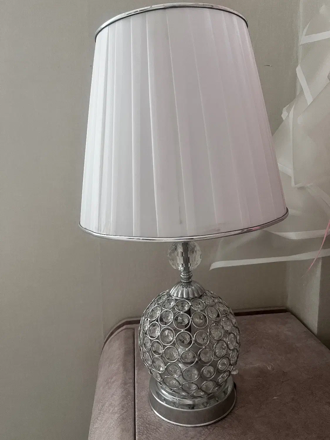 آباژور|چراغ خواب و آباژور|پرند, فاز ۶|دیوار