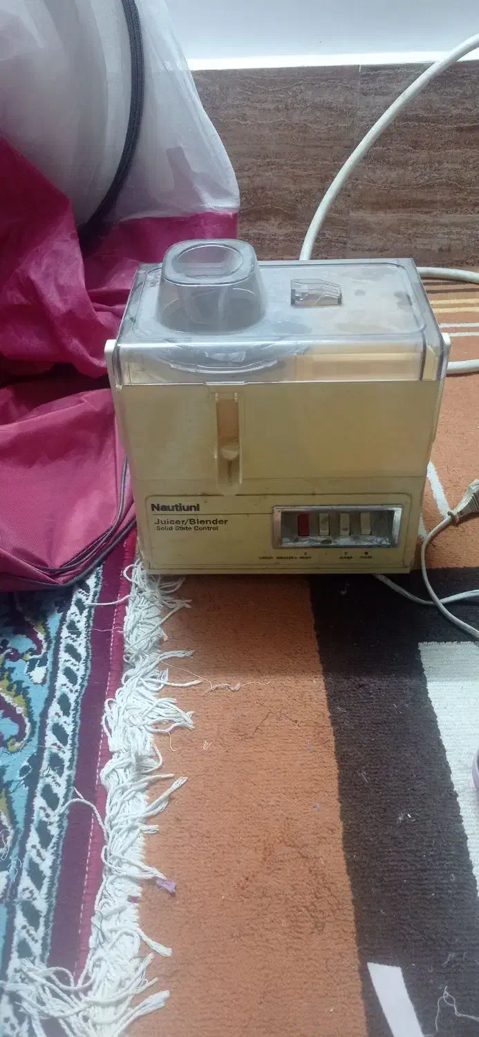 آبمیوه گیری|آبمیوه‌گیر و آب‌مرکبات‌گیر|فردوس (خراسان), |دیوار