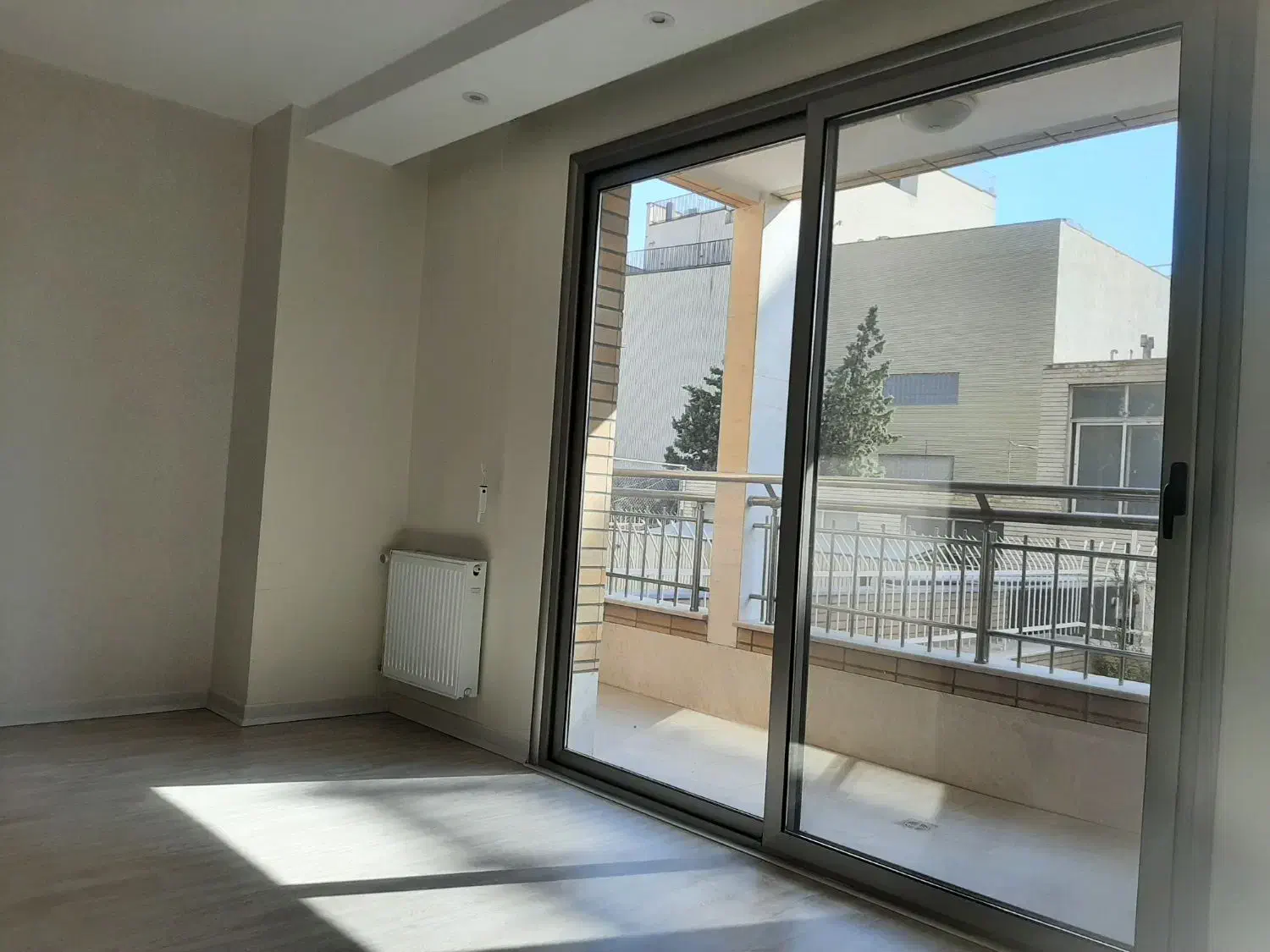 آپارتمان نوساز شیک ۱۴۰ متری آپادانا دوم|فروش آپارتمان|اصفهان, باغ نگاره|دیوار