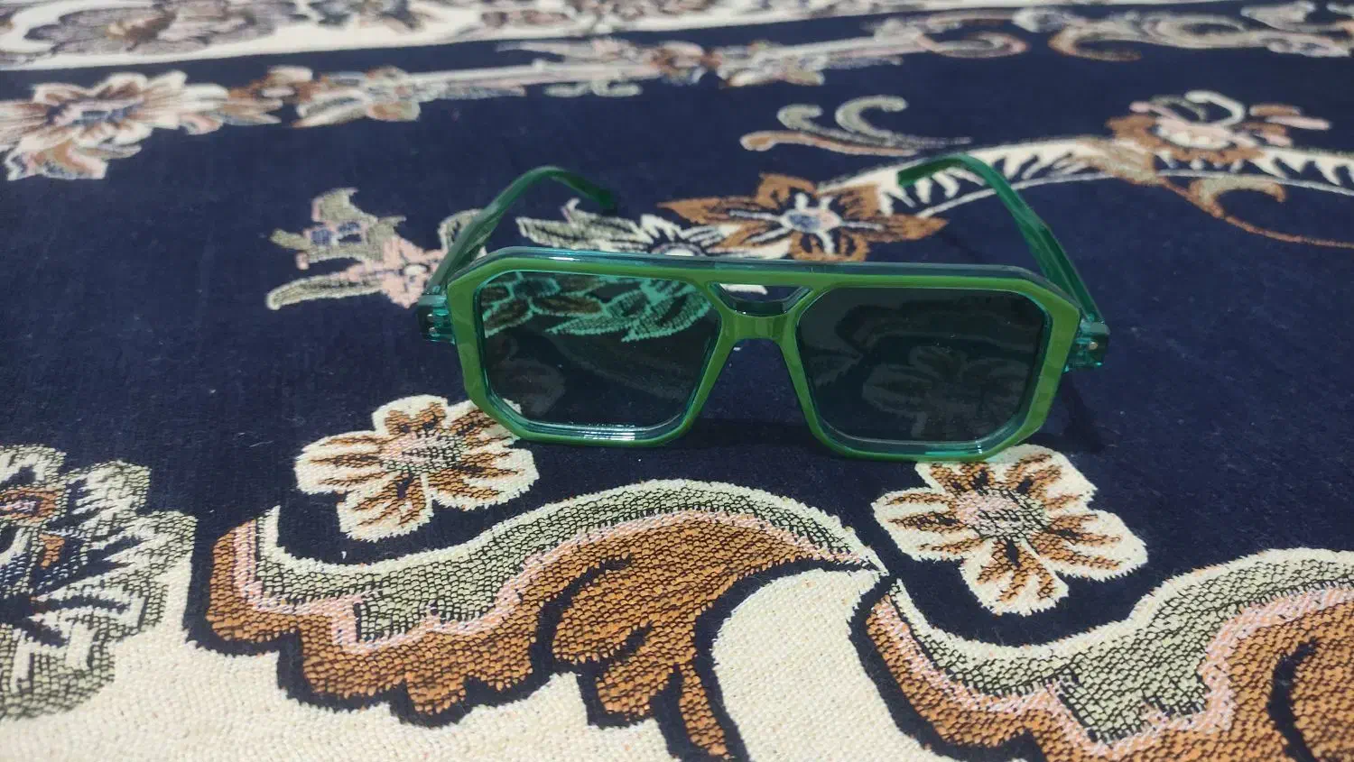 3تا عینک در حد|زیورآلات و اکسسوری|هشتگرد, طاووسیه|دیوار