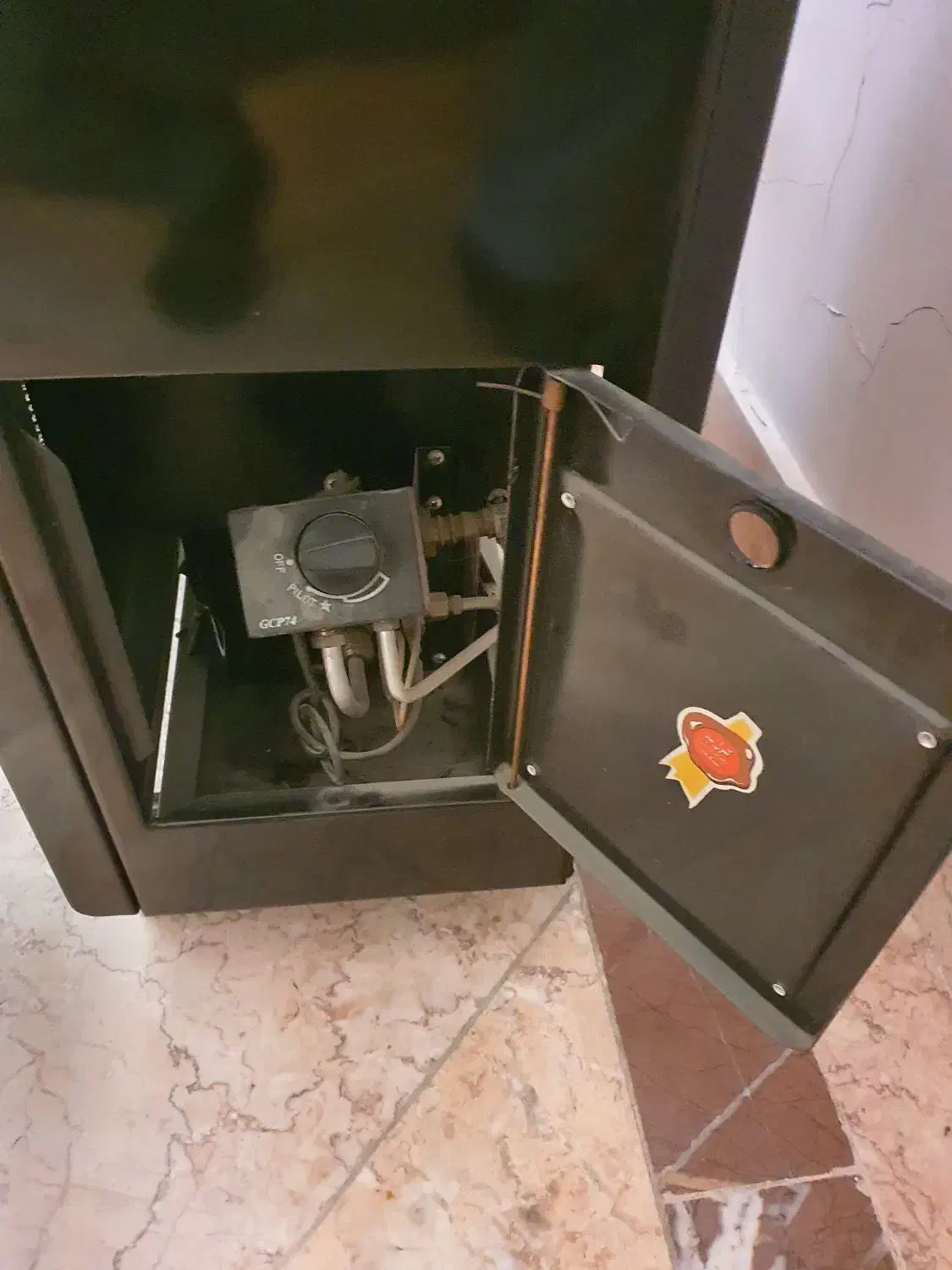 بخاری گازی ۹۰۰۰ نیک کالا،پرفشار،تمیز و پرقدرت|بخاری، هیتر، شومینه|اراک, |دیوار