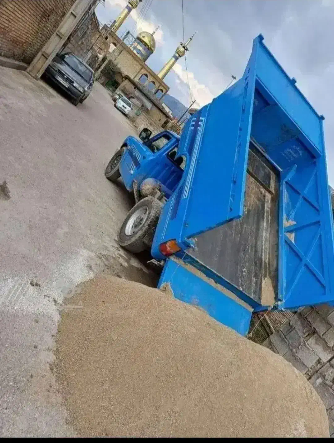 حمل ماسه ، خاک باتله، اجر، با نیسان کمپرسی|خدمات حمل و نقل|بیرجند, |دیوار