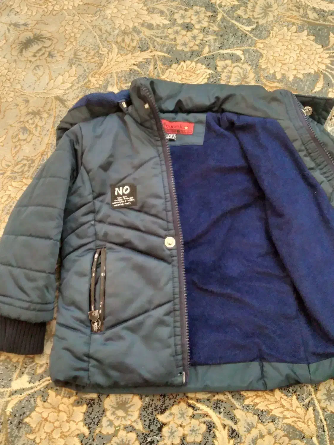 کاپشن یک تاسه سال|کفش و لباس بچه|قرچک, داوود آباد|دیوار