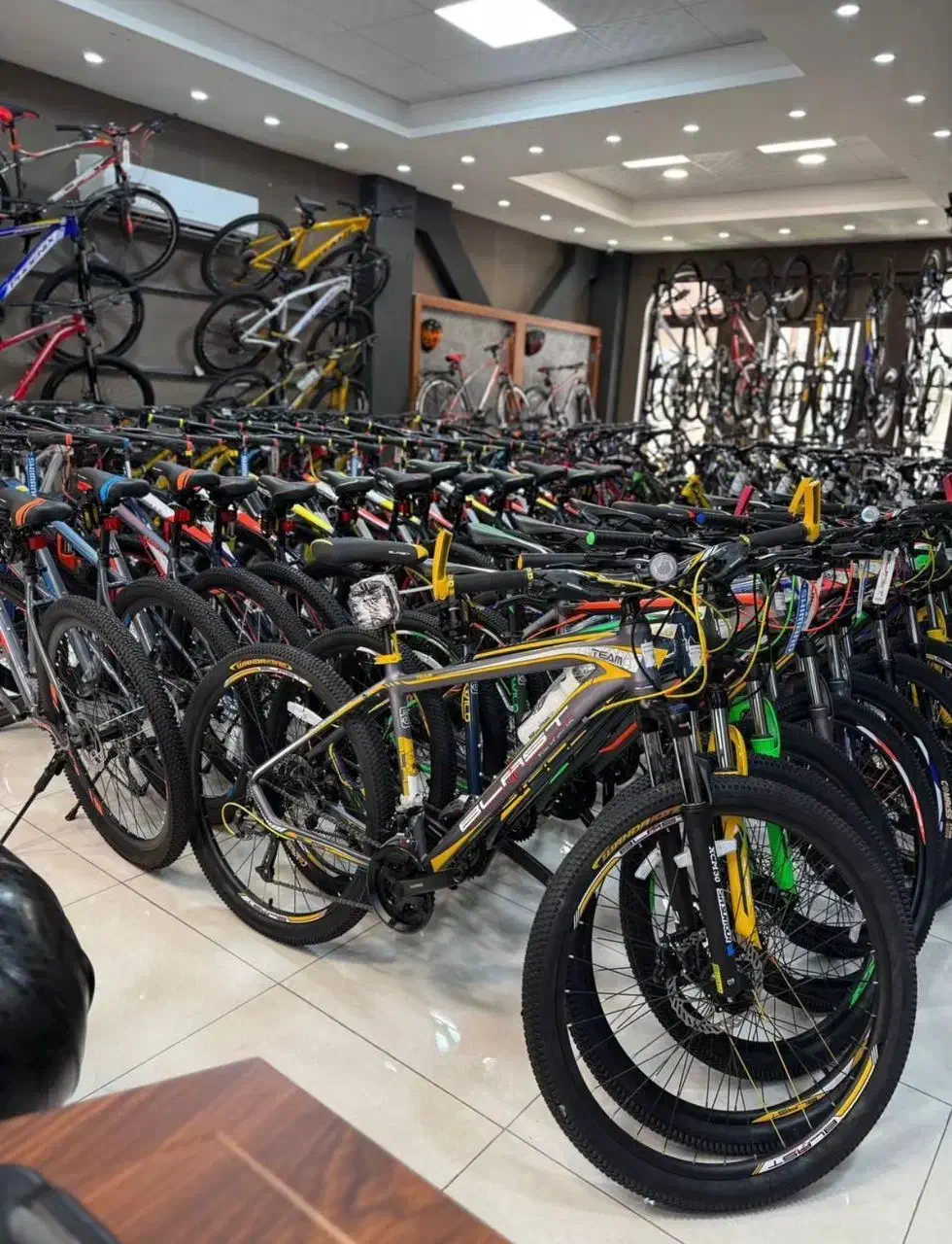 دوچرخه تخصصی جنس خوب«نمایشگاه بزرگ خانه دوچرخه»|دوچرخه، اسکیت، اسکوتر|کرمان, |دیوار