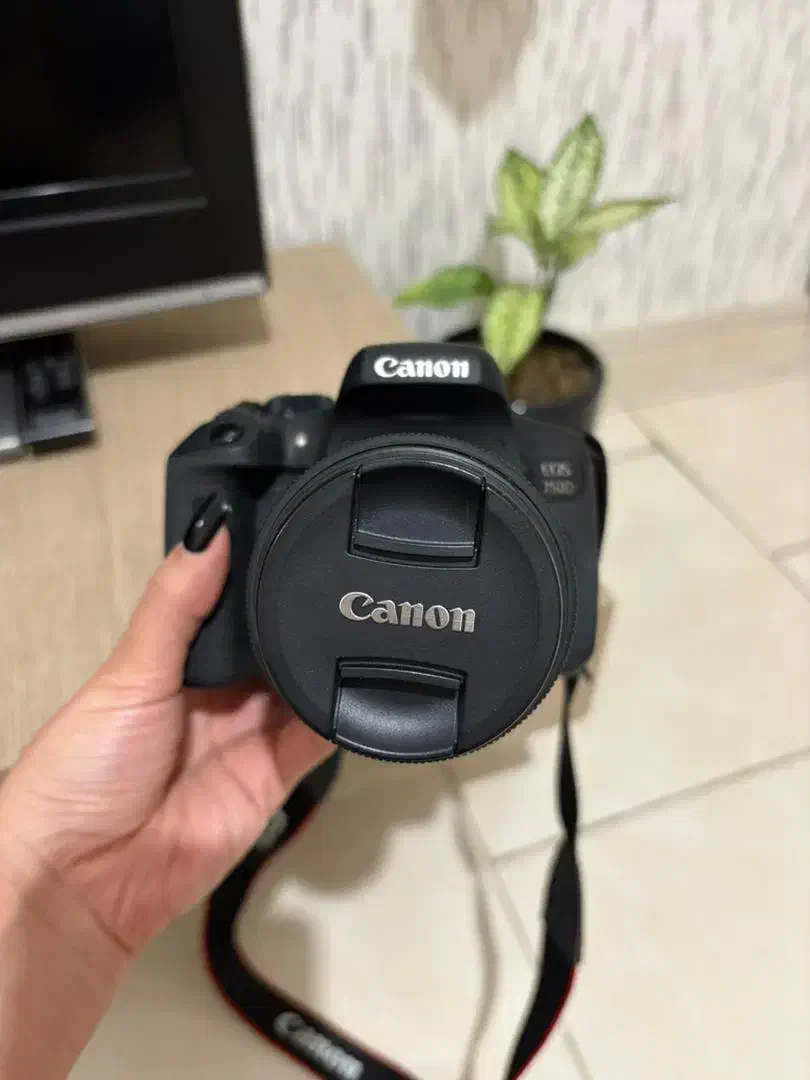 دوربین canon 750D|دوربین عکاسی و فیلم‌برداری|تهران, خرمشهر|دیوار