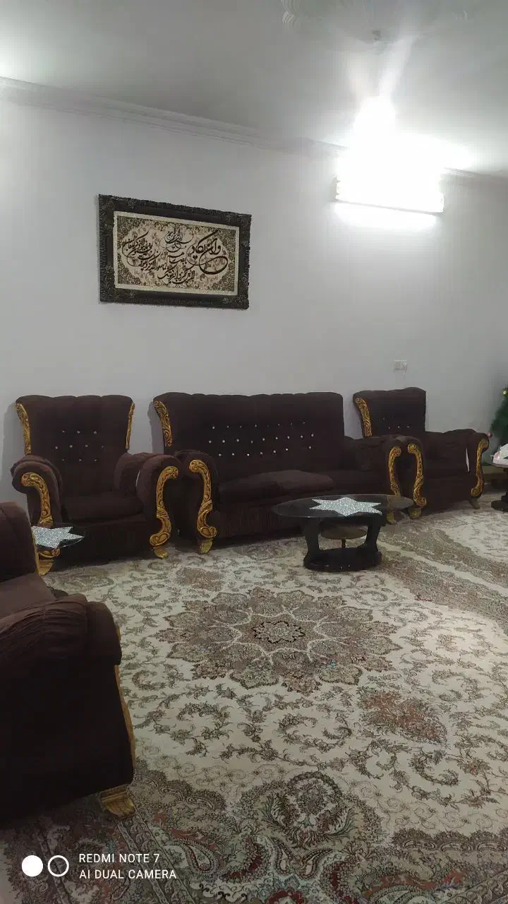 مبل ۷نفره و بوفه|مبلمان خانگی و میز عسلی|مشهد, نیزه|دیوار