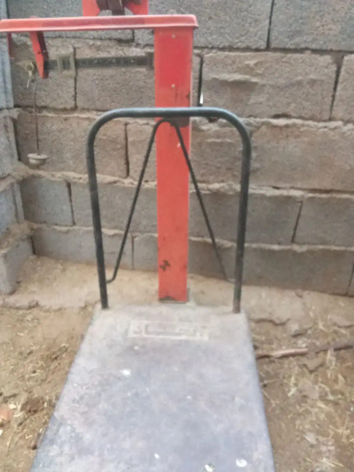 کیل سنگی|عمده‌فروشی|لاله زار, |دیوار