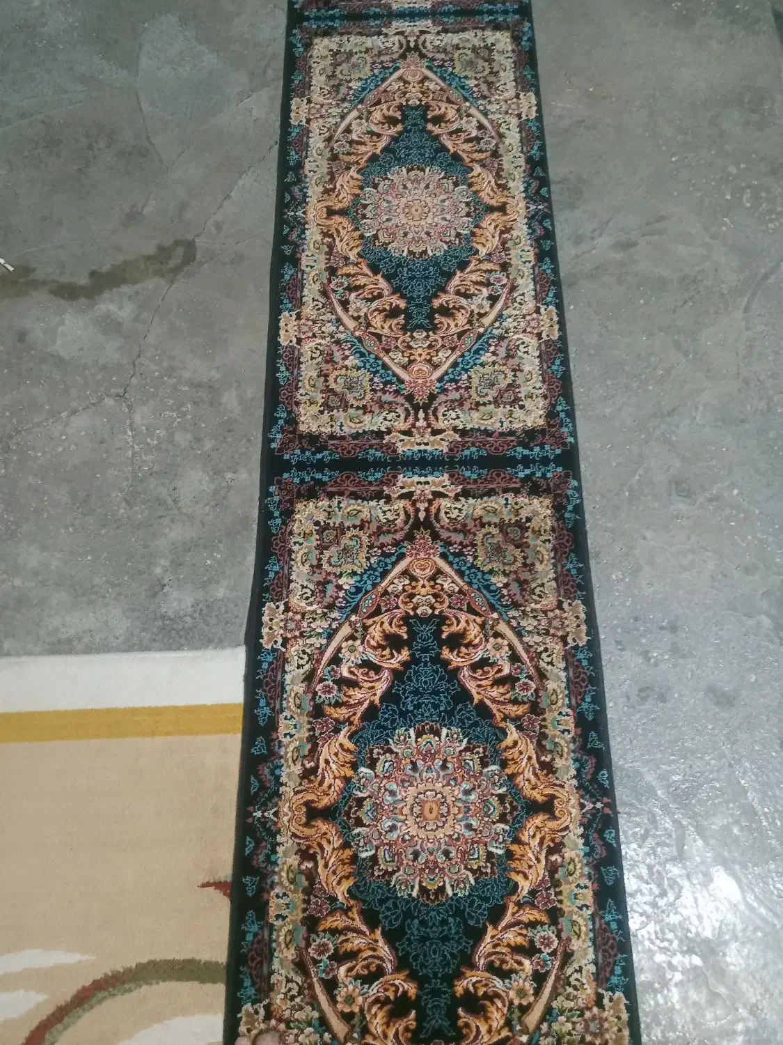 یک جفت کناره فرش سورمه ای|فرش|سرپل ذهاب, |دیوار