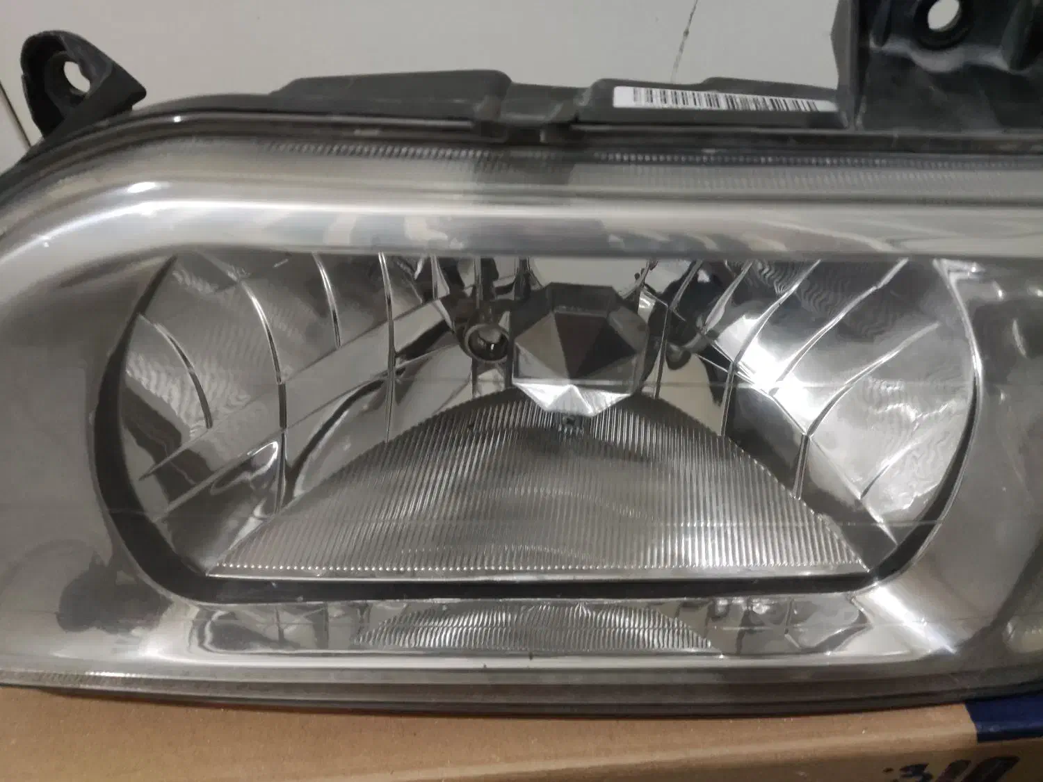 چراغ جلو پراید سمت راننده|قطعات یدکی و لوازم جانبی|فردیس, شهرک راه آهن|دیوار