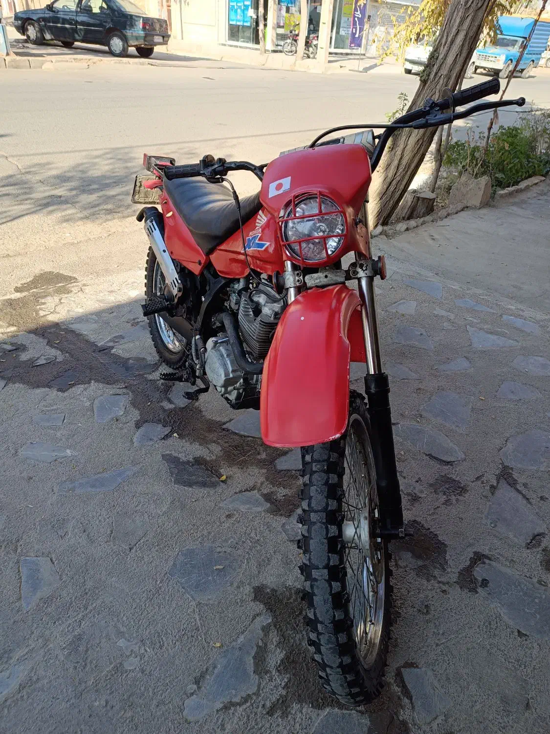 تریل ایکسل 200پیشرو|موتورسیکلت|تاکستان, |دیوار