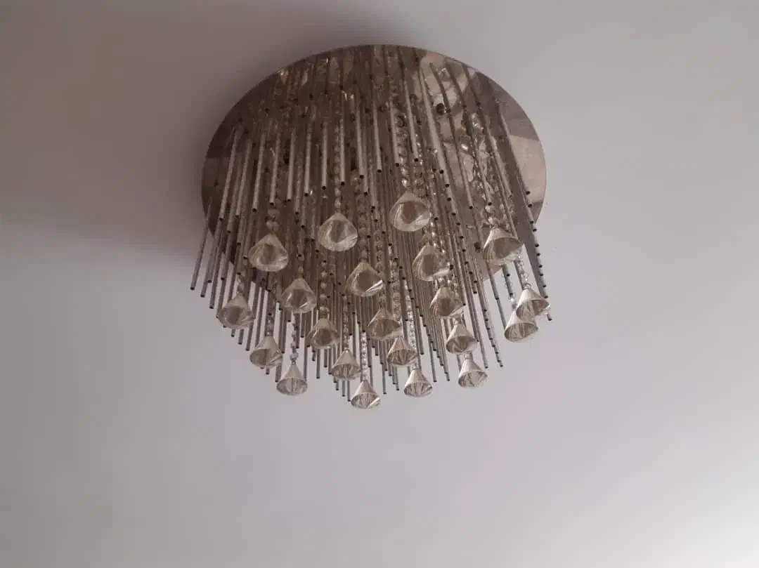 ۲عدد لوستر آویز ال ای دی دار چهار نور مختلف|لوستر و چراغ آویز|تهران, علی‌آباد|دیوار