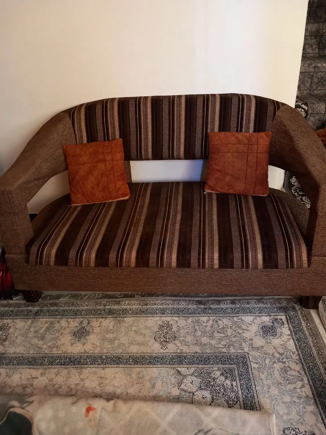 مبل ۷ نفره مخصوص ویلا درحدنو|مبلمان خانگی و میز عسلی|لاهیجان, لیالستان|دیوار