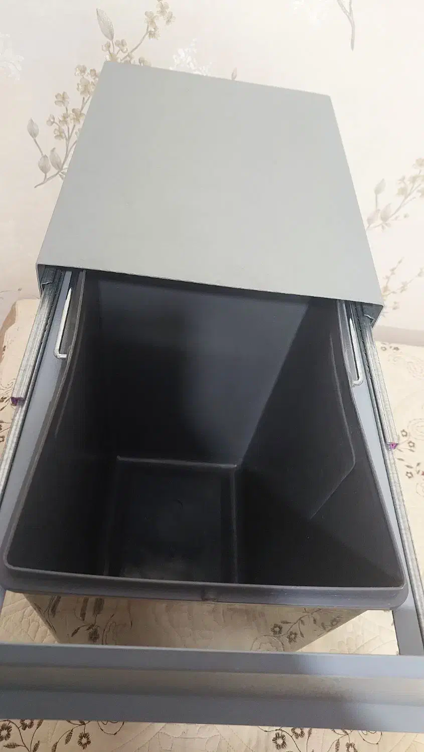 سطل آشغال تو کابینتی|لوازم نظافت|همدان, |دیوار