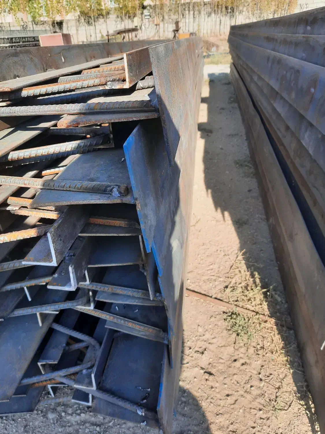 کارگاه تیرچه بتونی و فلزی پویا محمودی|مصالح و تجهیزات ساختمان|سراب, |دیوار