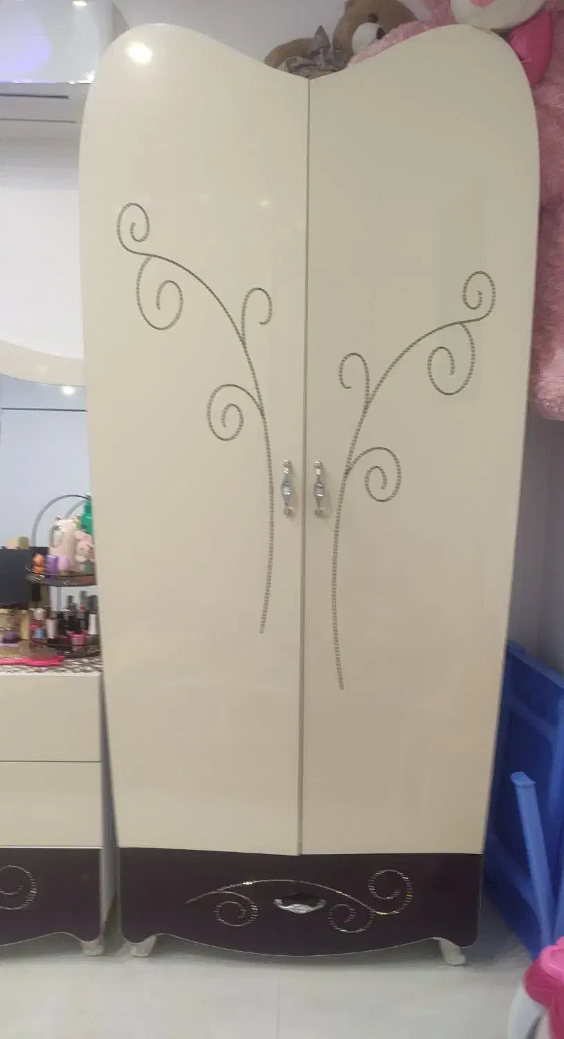 کمد لباس و بوفه اسباب بازی نوجوان|جاکفشی، کمد، دراور|طبس, |دیوار