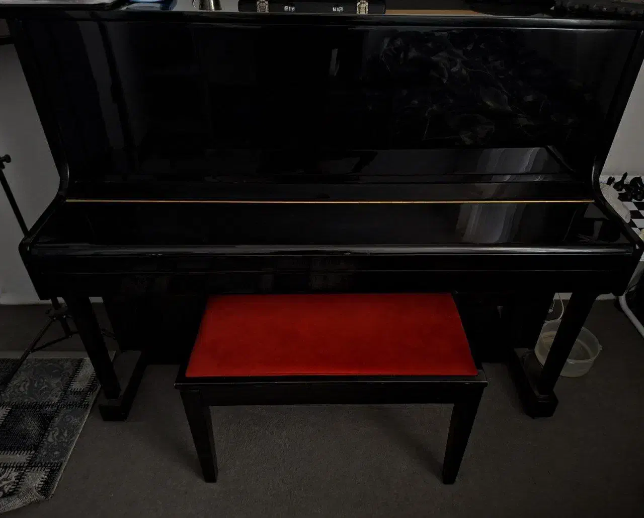 پیانو آکوستیک|پیانو، کیبورد، آکاردئون|شیراز, آزادگان|دیوار