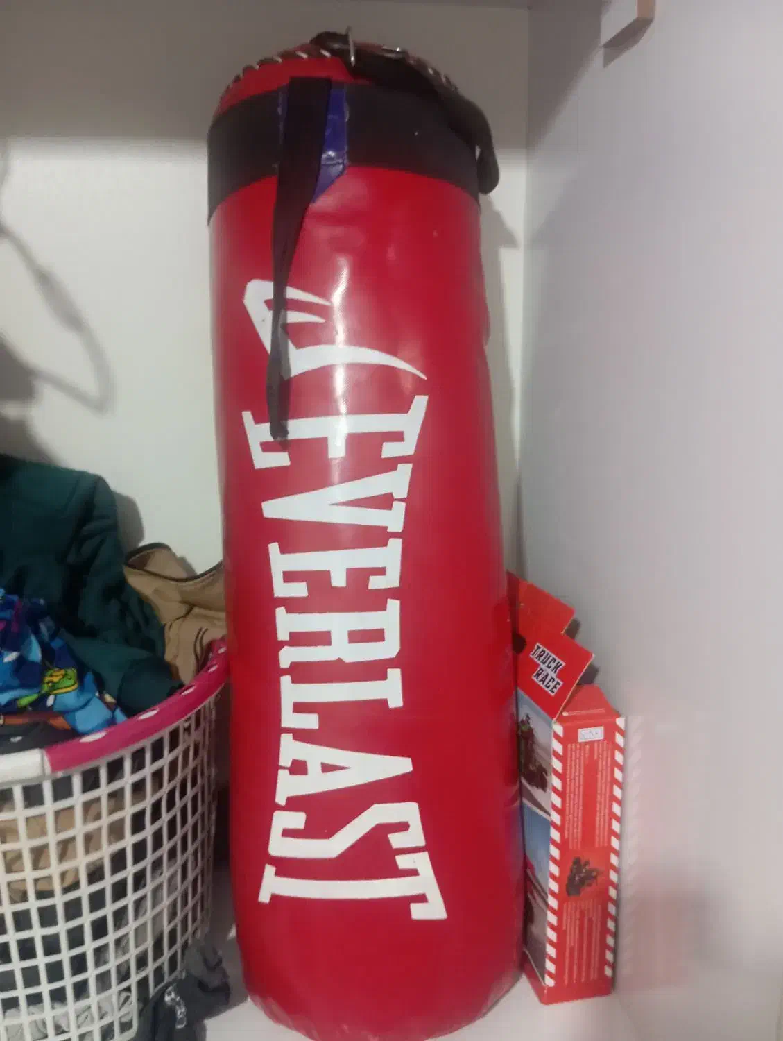 کیسه بوکس|تجهیزات ورزشی|شاهین‌شهر, فدک|دیوار