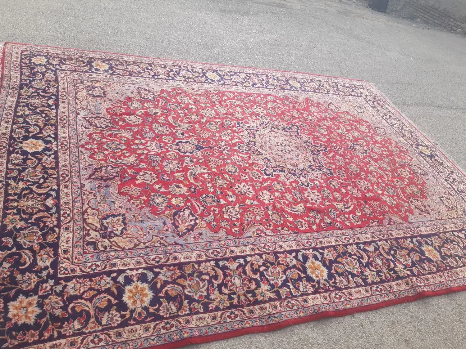 فرش دستبافت ۱۲ متری بدون پارگی و سوختگی خابدار|فرش|اردبیل, |دیوار