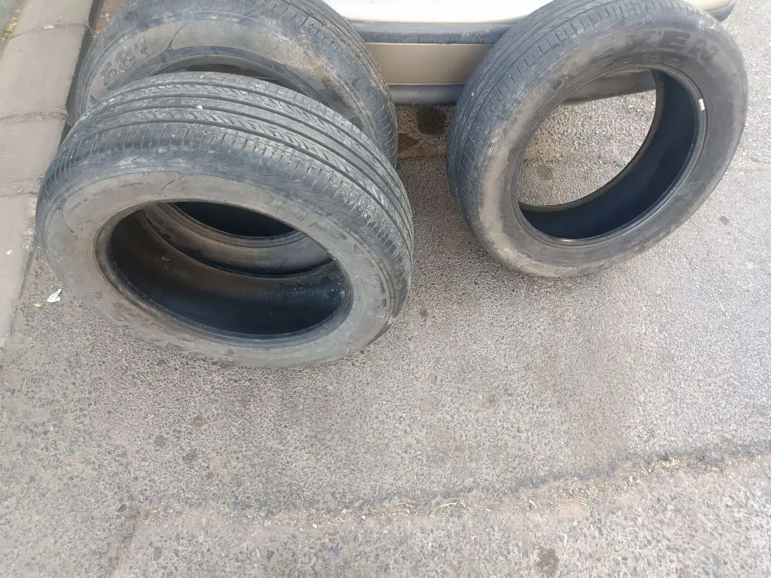 فروش چهار حلقه لاستیک خارجی 235*65*18|قطعات یدکی و لوازم جانبی|پرند, فاز ۴|دیوار