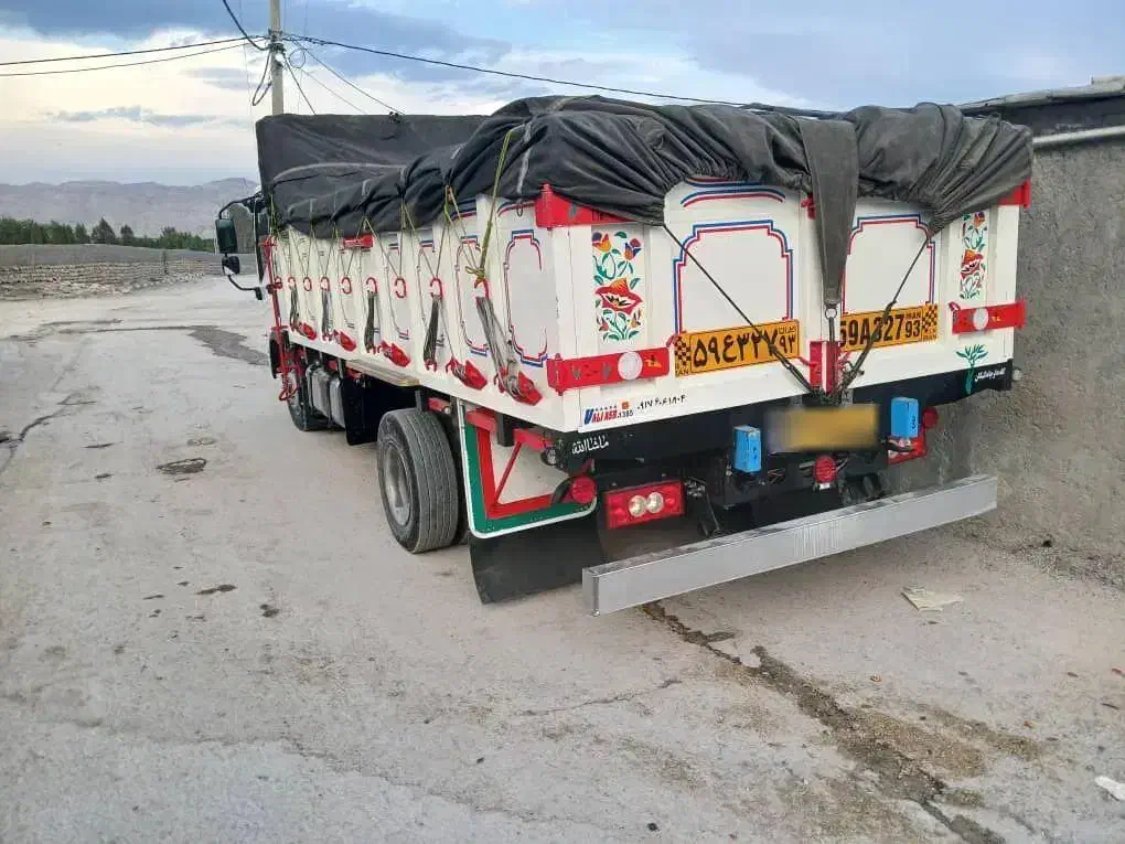 فورس ۶ تن خوابدار مدل۴۰۳در حد زیر قیمت بازار|خودرو سنگین|مهر, |دیوار