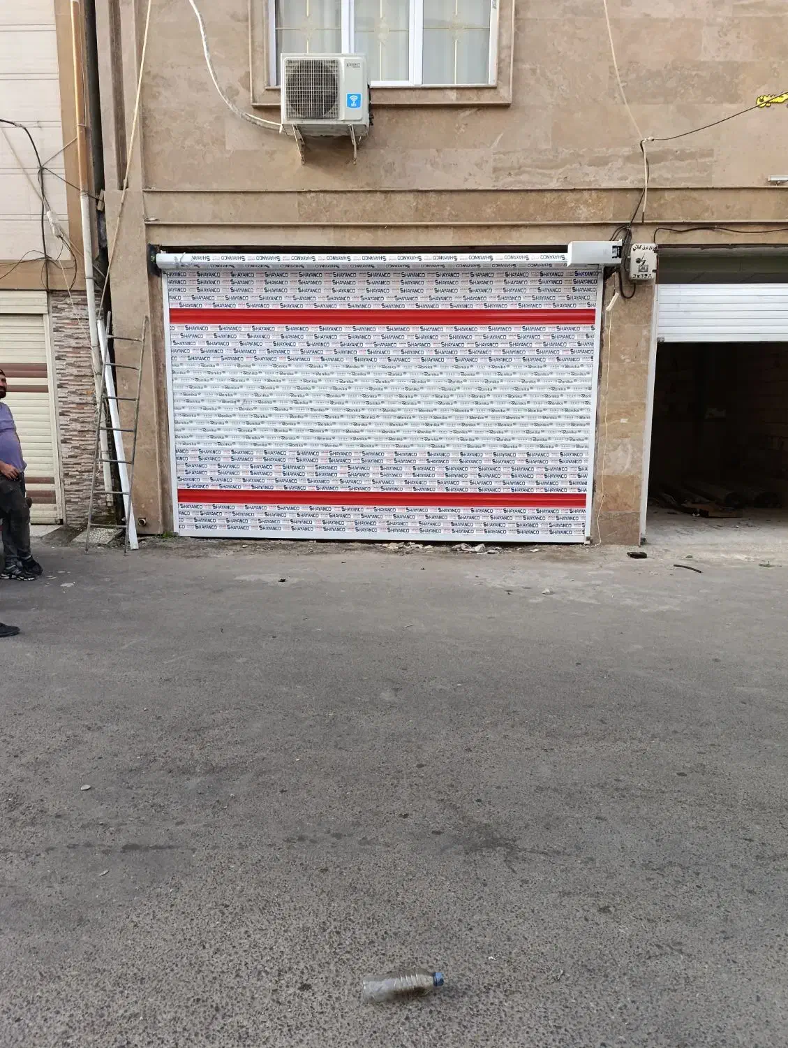 کرکره برقی. جک بازویی. شیشه میرال|خدمات پیشه و مهارت|رستم‌آباد, |دیوار