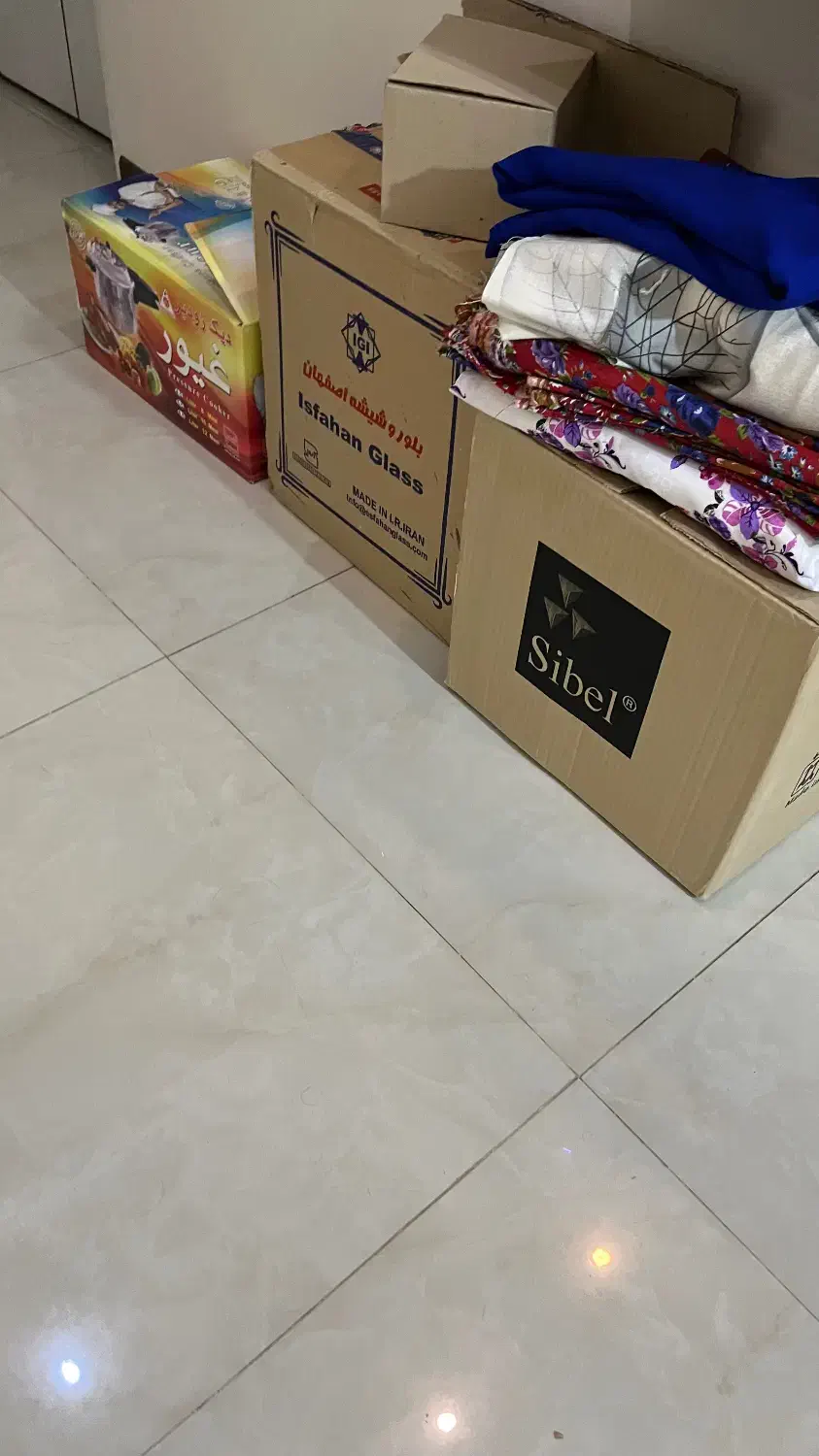 تعدادی وسایل ب فروش می‌رود|حراج|شاهین‌شهر, فردوسی|دیوار