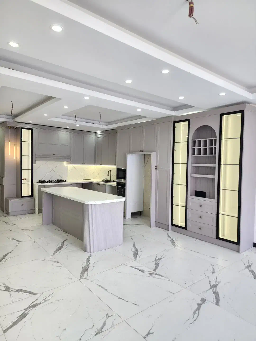 طراحی، ساخت و اجرای کابینت و تی وی وال و کمد|خدمات پیشه و مهارت|کرج, مجتمع صنفی صنعتی|دیوار