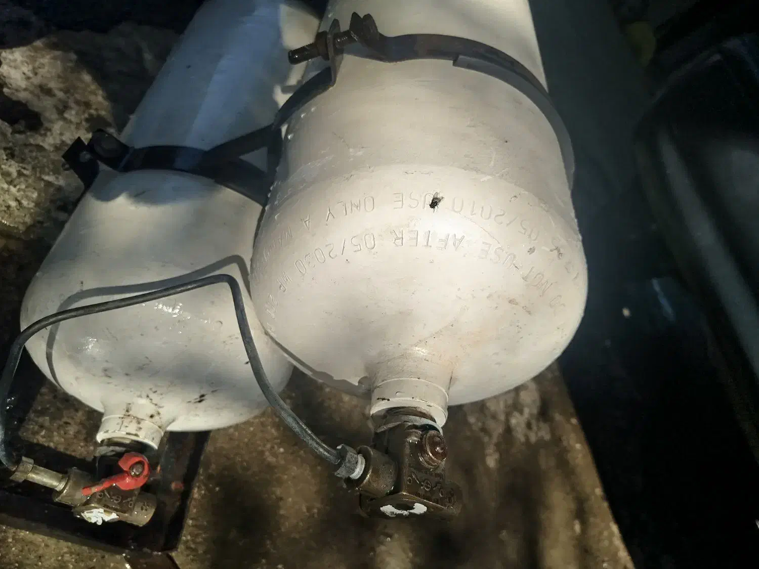 کپسول cngبه همراه متعلقات|قطعات یدکی و لوازم جانبی|رودسر, |دیوار