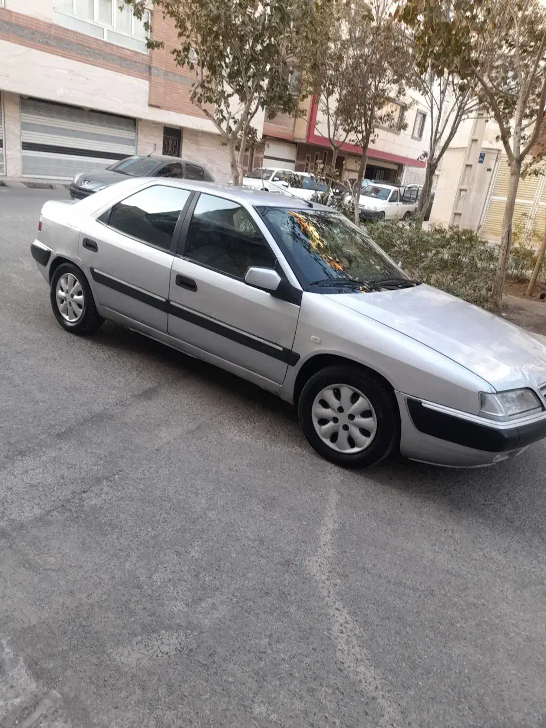 زانتیا۲۰۰۰مدل ۸۵|خودرو سواری و وانت|قم, سعادتی|دیوار