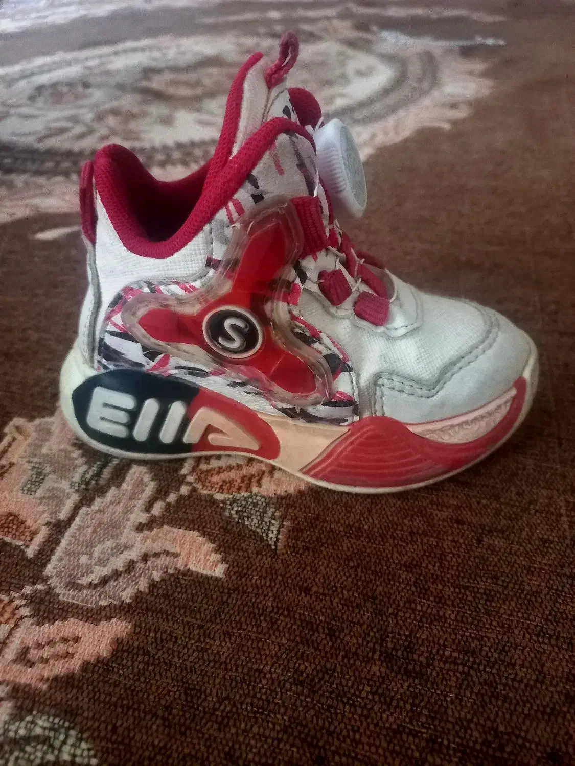 کتونی اسپرت سایز۲۳|کفش و لباس بچه|خرم‌آباد, |دیوار