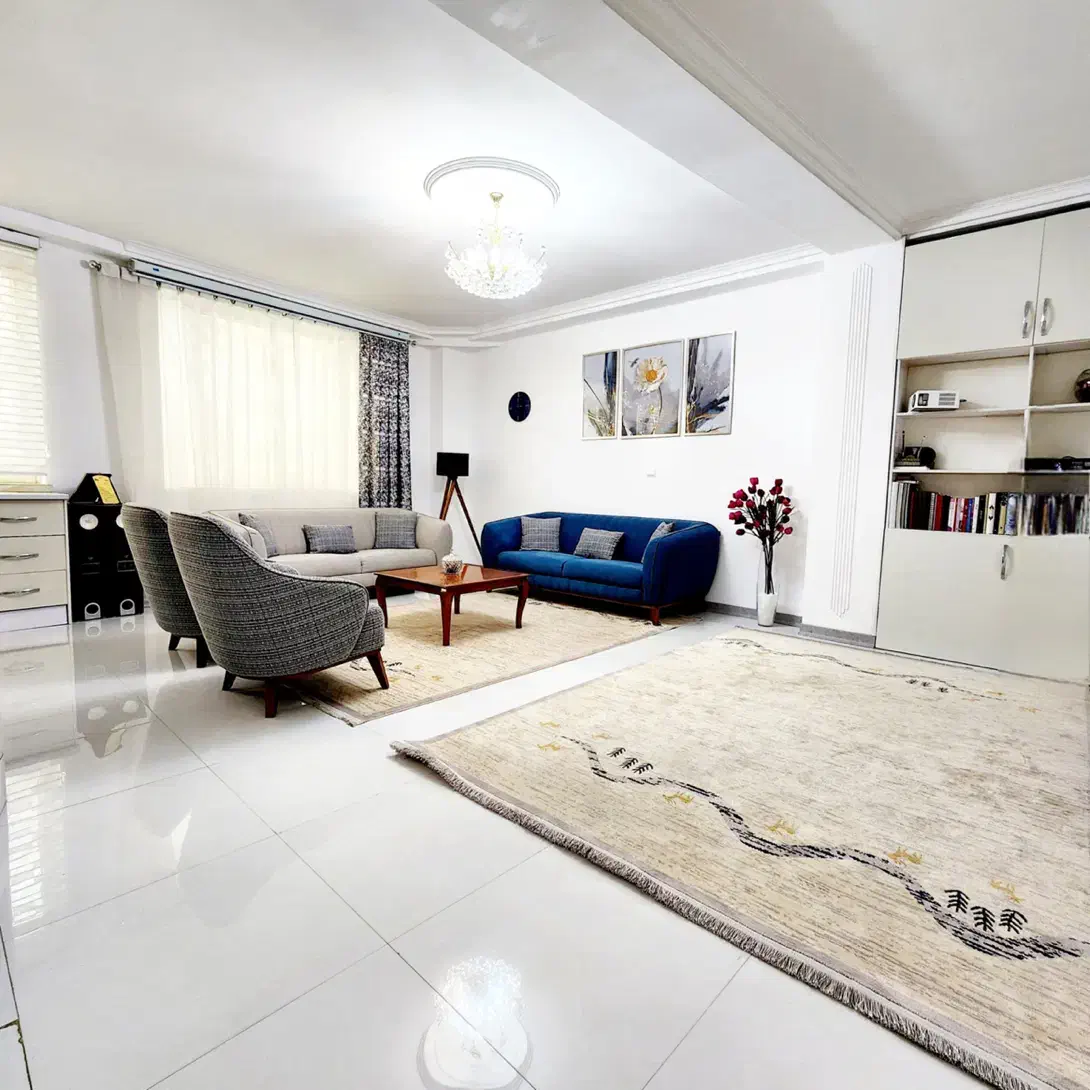 ۷۵متر/۲خواب/بازسازی شده/روی همکف/اشرفی