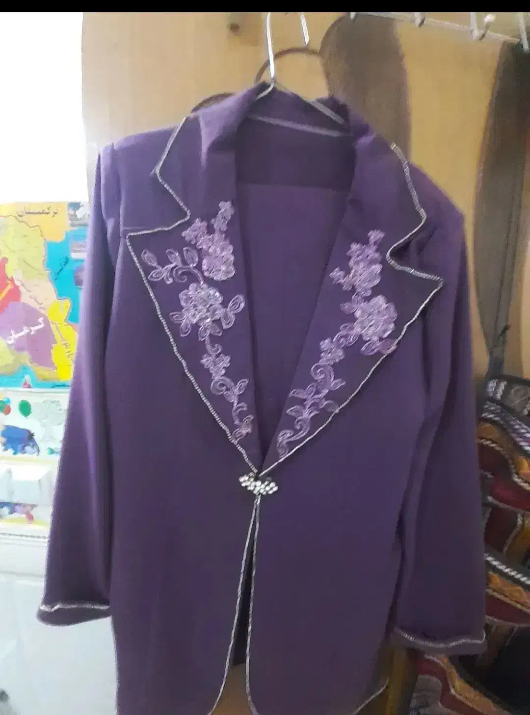 مقداری لباس|لباس|نجفآباد, جلال آباد|دیوار