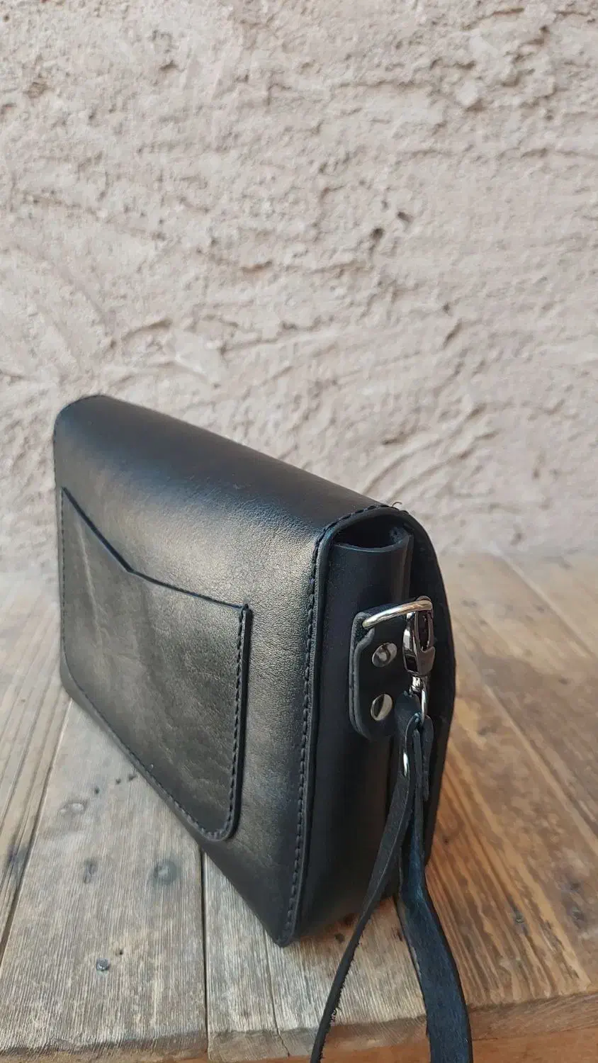 چرم دوزی|کیف، کفش، کمربند|کرمان, |دیوار