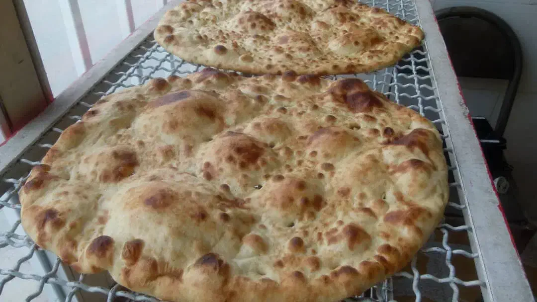 وردست نان روغنی|استخدام خدمات فروشگاه و رستوران|ارومیه, |دیوار