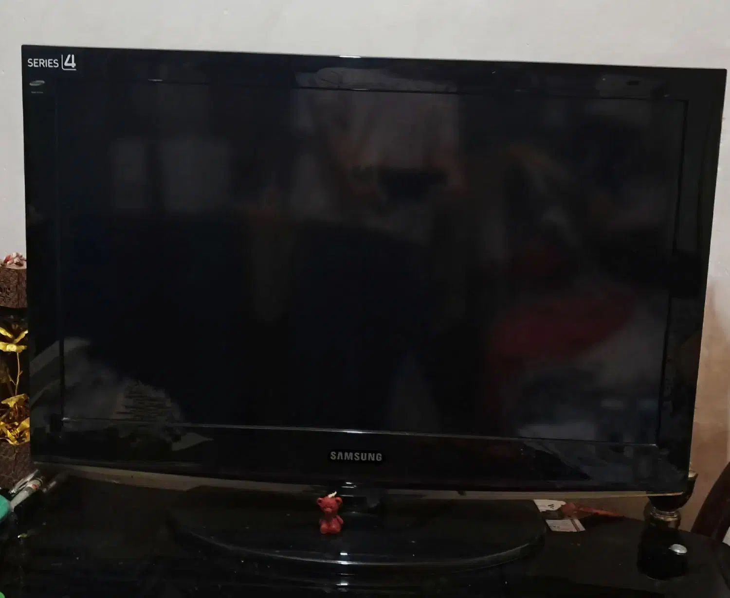 تلویزیون ۳۲ اینچ سامسونگ|تلویزیون و پروژکتور|آبیک, |دیوار