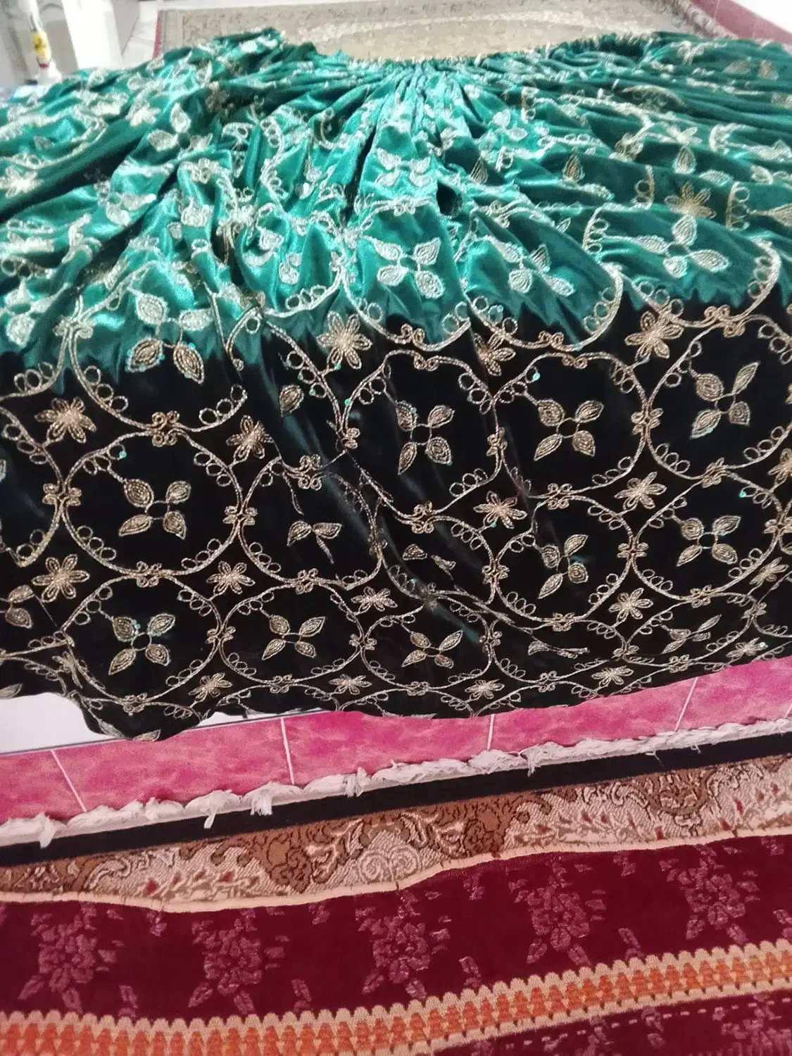 لباس محلی|لباس|لردگان, |دیوار