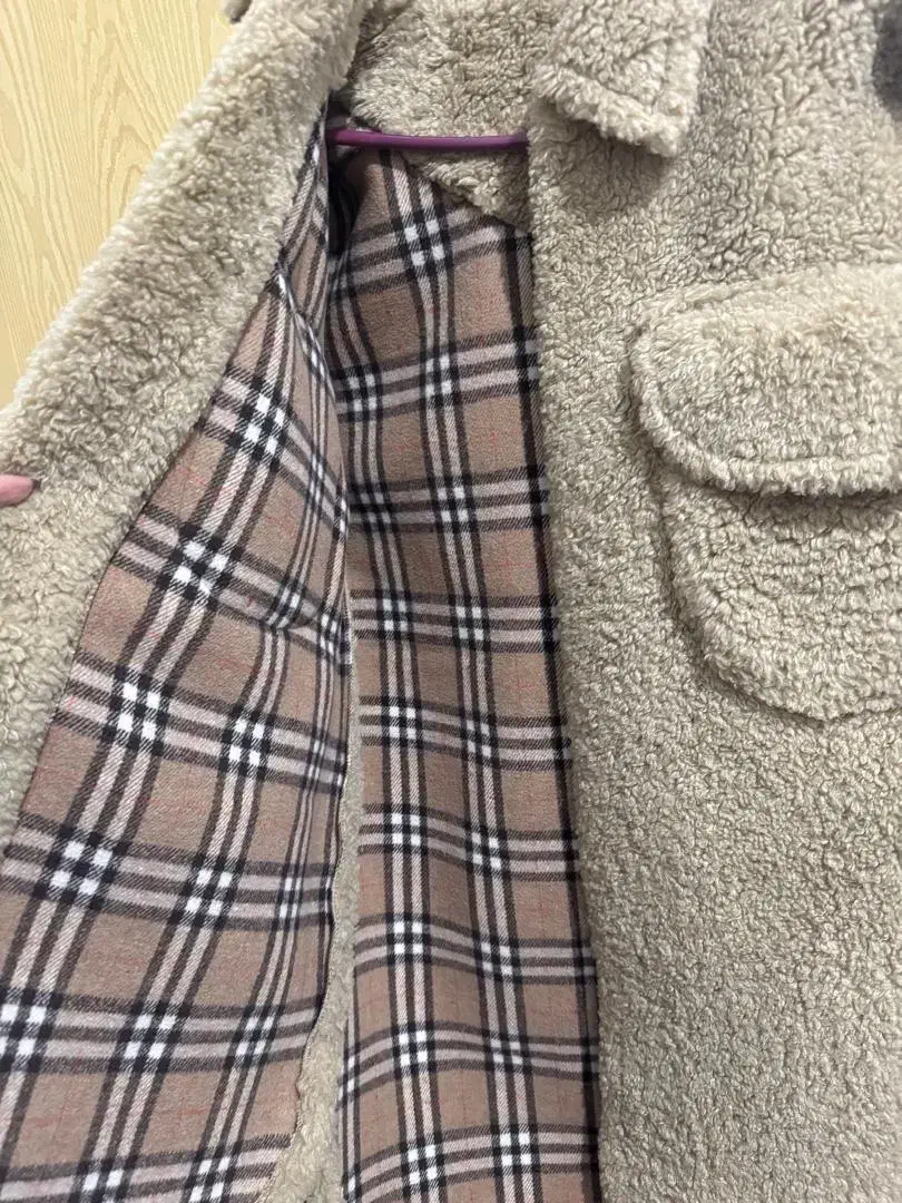 پالتو پشمی|لباس|شیراز, گلشن|دیوار