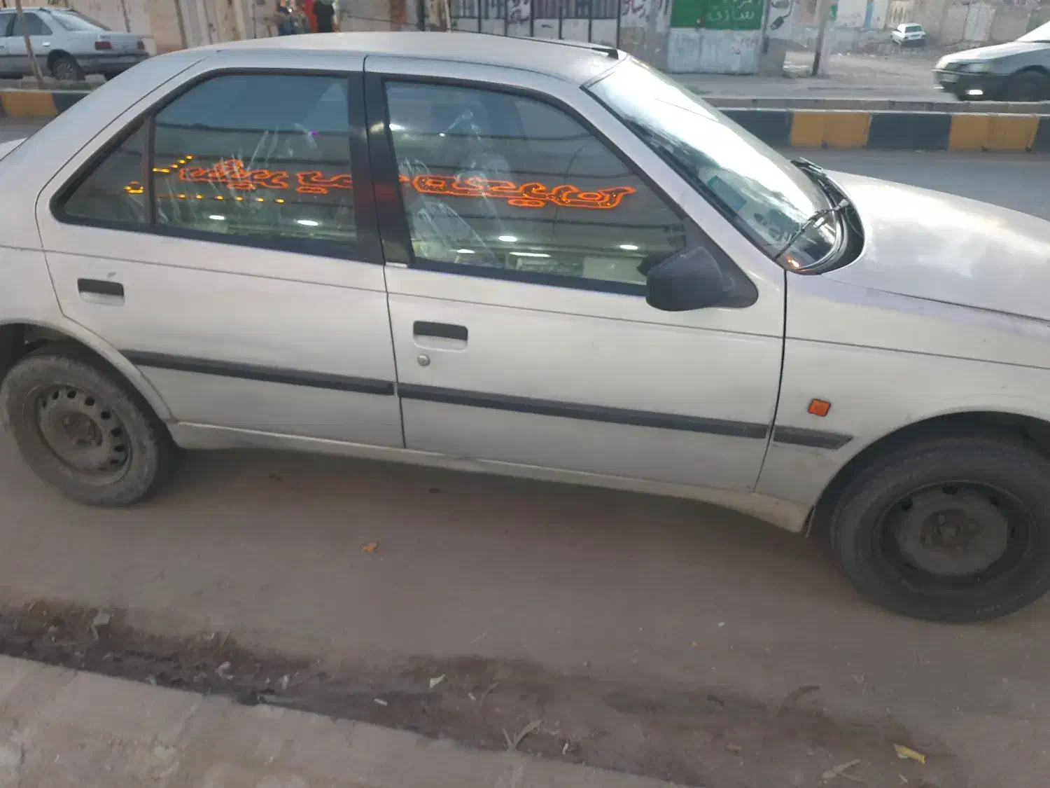 پژو405 مدل88|خودرو سواری و وانت|زاهدان, |دیوار