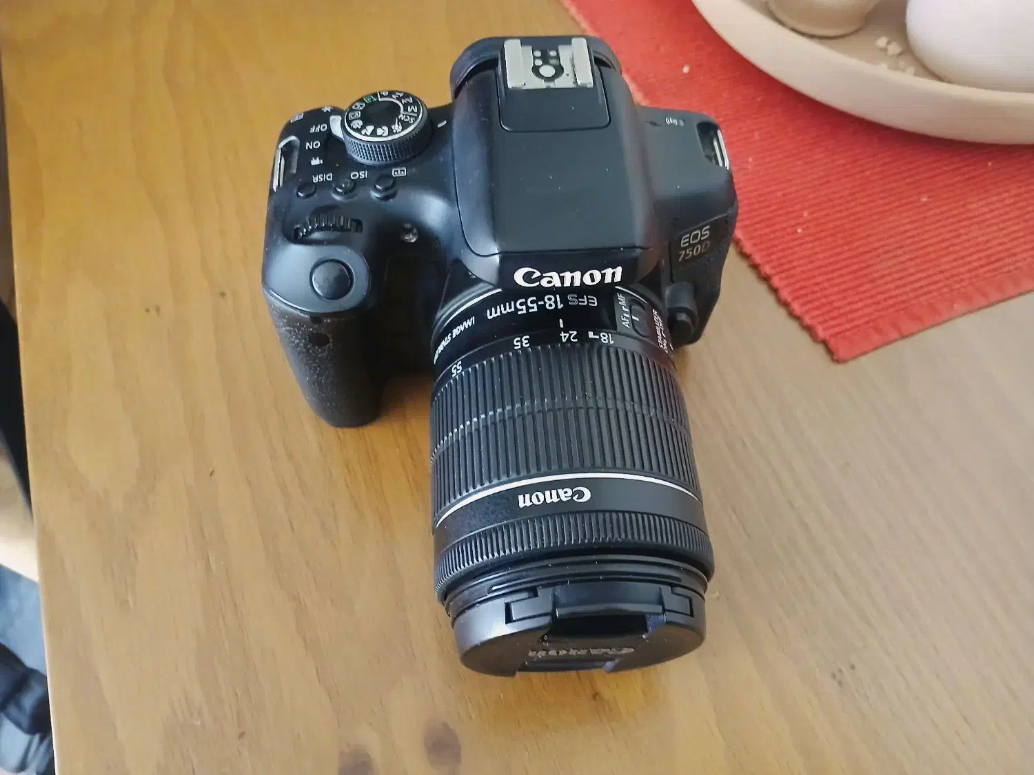 750 D در حد نو|دوربین عکاسی و فیلمبرداری|کیش, |دیوار