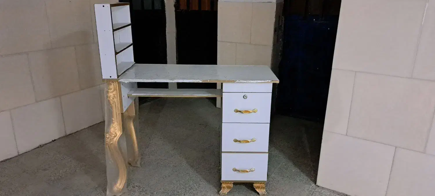 لوازم اریشگاه|آرایشگاه و سالنهای زیبایی|محمدیه-قزوین, |دیوار