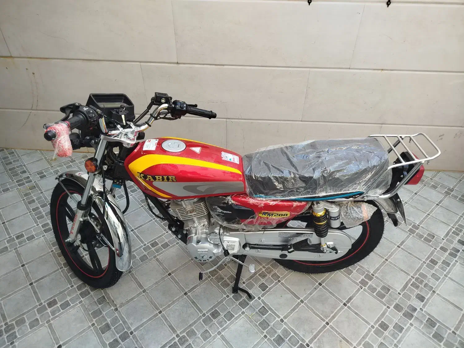 موتور سیکلت هوندا کبیر200|موتورسیکلت|سبزوار, هویزه|دیوار