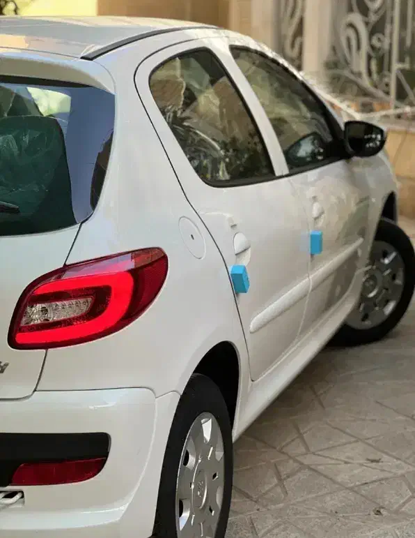 207 tu3مدل 1403|خودرو سواری و وانت|شیراز, فرگاز|دیوار