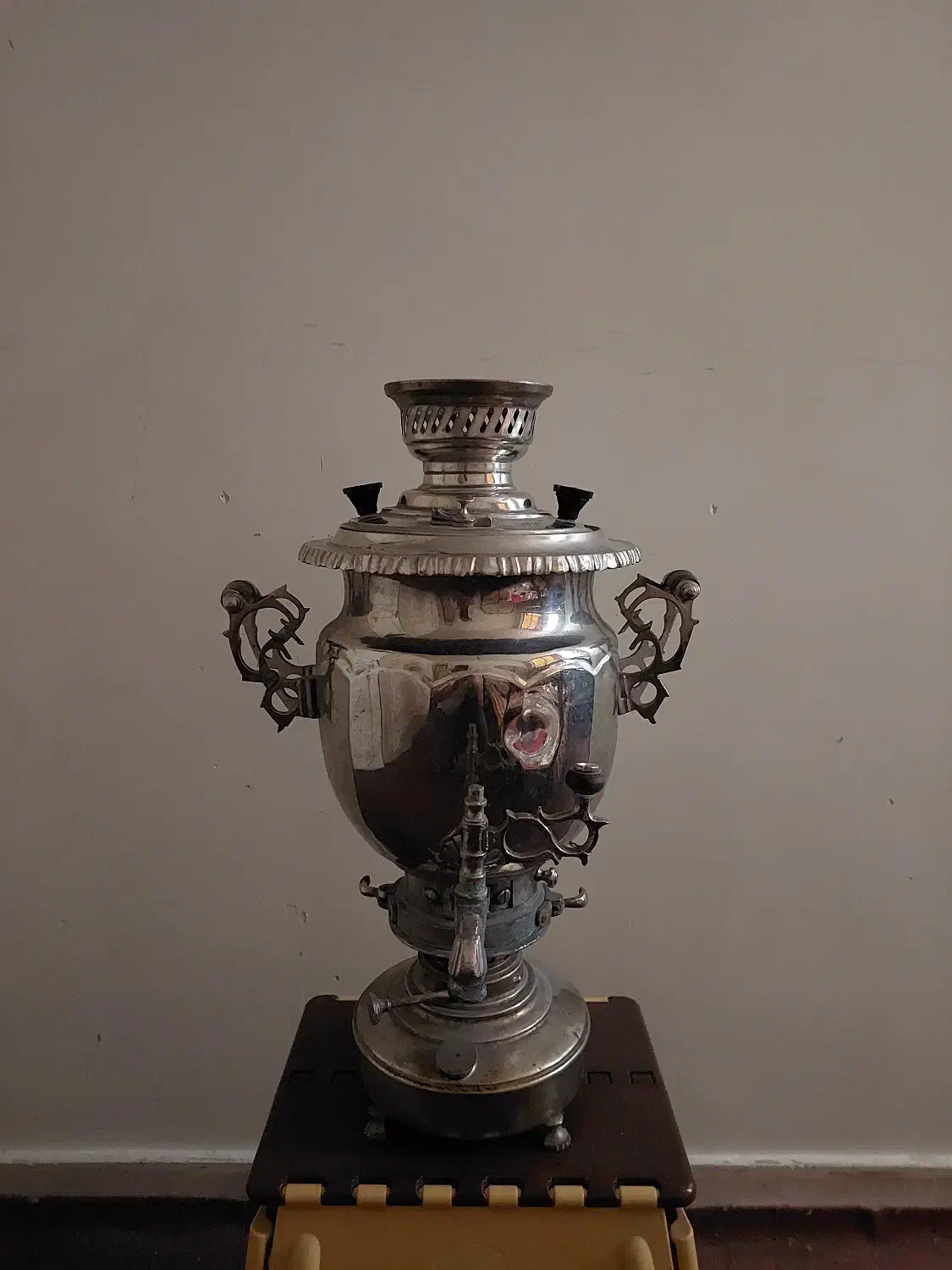 سماور قدیمی . قیمت توافقی .|کلکسیون اشیاء عتیقه|مشهد, بهشت|دیوار