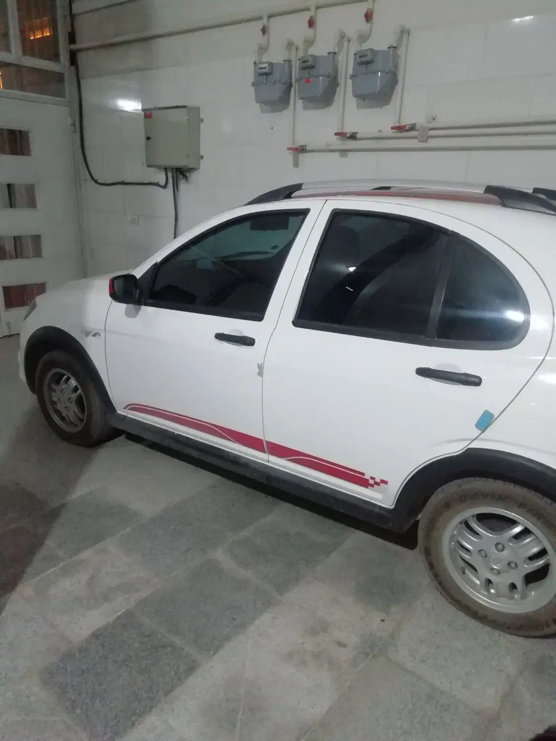 فروش کوئیک سفید و قرمز 401دههزارکیلومتر|خودرو سواری و وانت|همدان, |دیوار